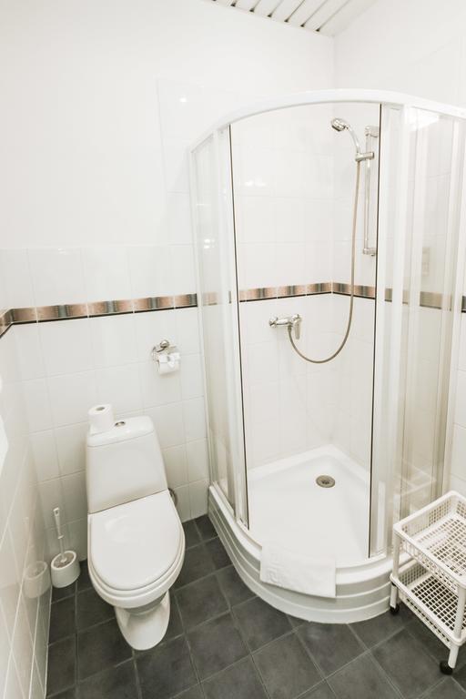 Hotel Kert Free Parking リガ エクステリア 写真