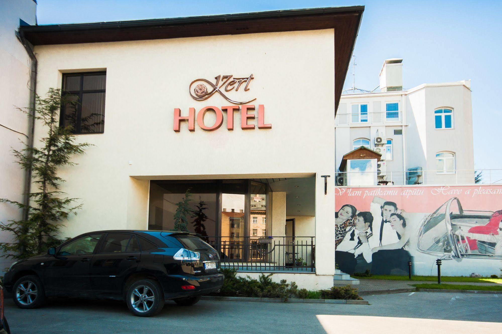 Hotel Kert Free Parking リガ エクステリア 写真